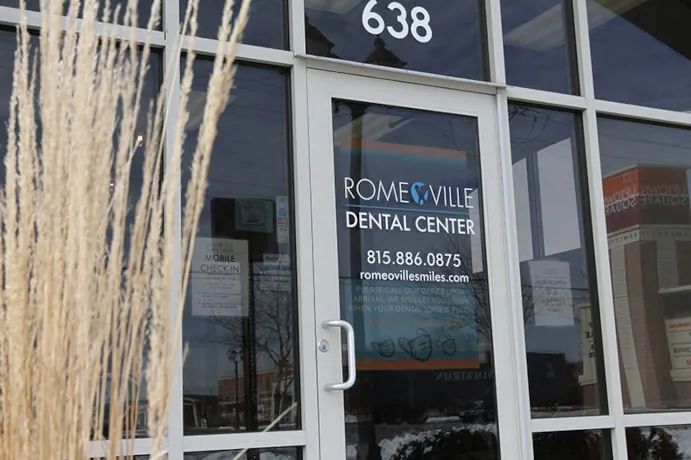 The front office of Romeoville Dental Group, your best dentist in Romeoville, IL